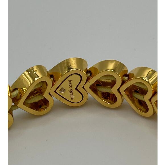 Kate Spade Heritage Spade Enamel Heart Stretch Bracelet - Picture 3 of 8